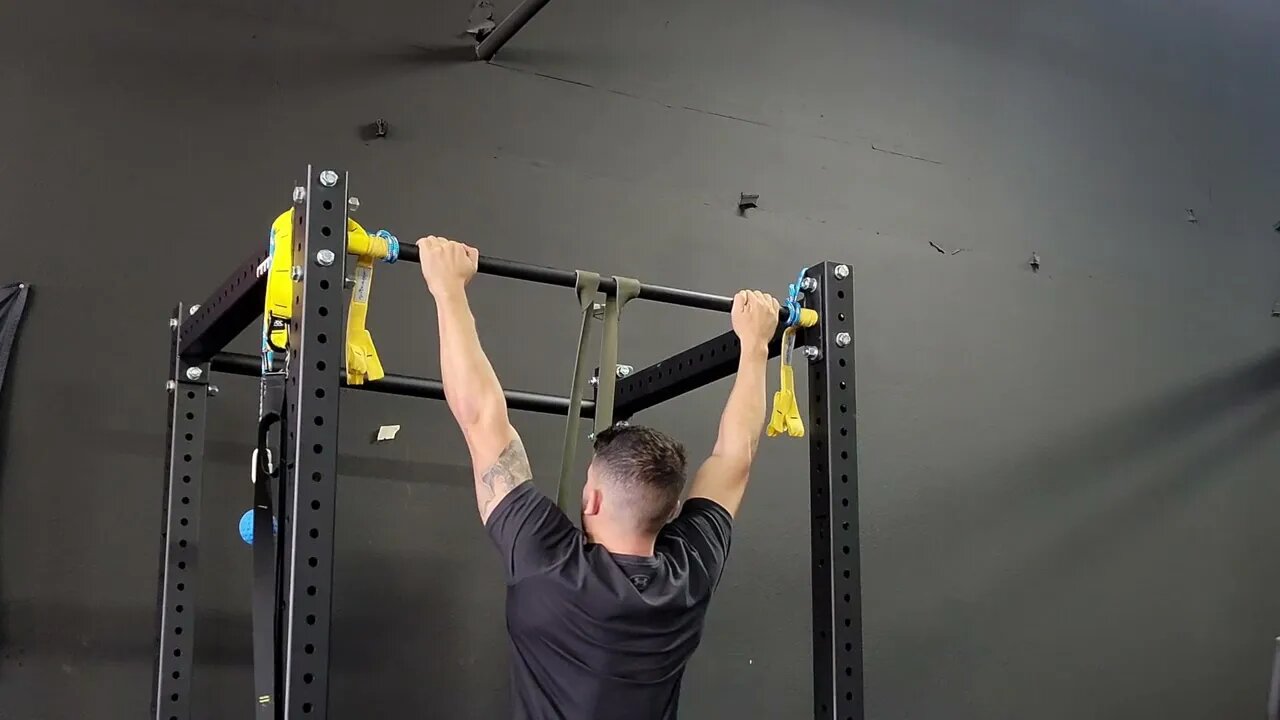 Band Assisted Wide Grip Pullups