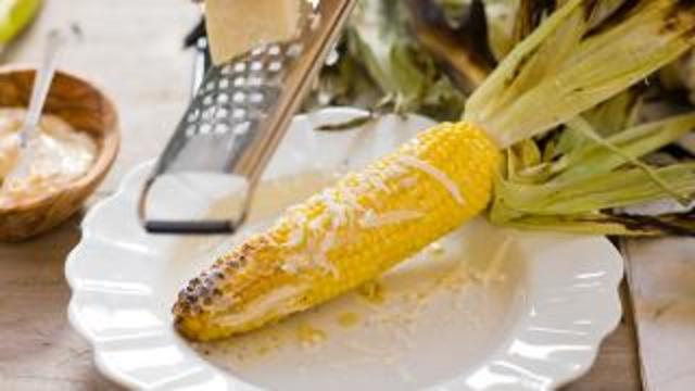 Grilled Corn with Chipotle Butter and Cheese