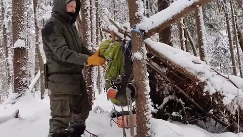 4 @@@@@ One man's survival in the wild Blizzard outdoor learning these days are good