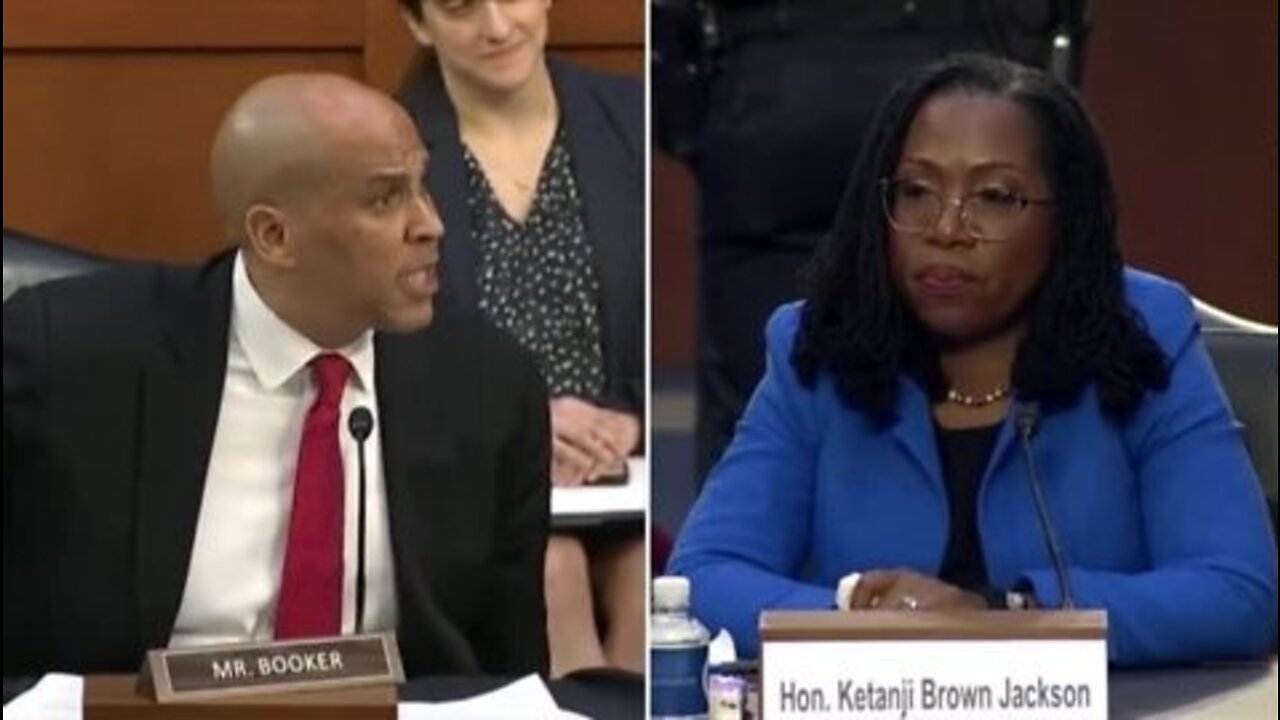 HOT: Mass Cringing Ensues as Sen. Booker Attempts Second "Spartacus" Moment