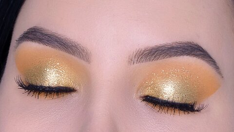 Golden Glitter Eye Makeup Tutorial | Christmas Makeup