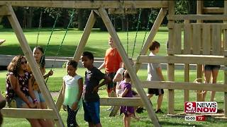 Dominican orphans bond with church group at cookout