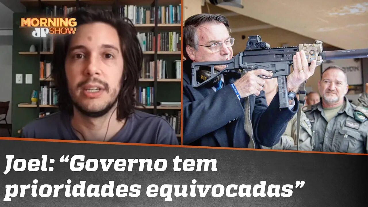 Governo Bolsonaro zera alíquota de importação de pistola e revólver