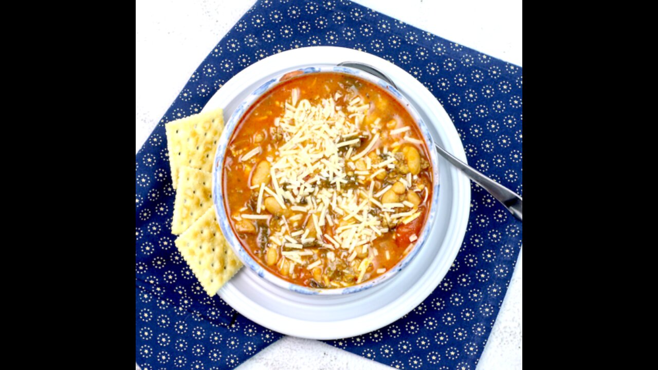 LOW CARB BEEF KALE AND CANNELLINI BEAN SOUP IN AN INSTANT POT