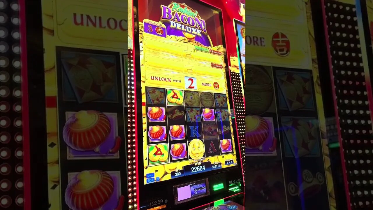 BIGGEST WIN ON RAKIN BACON SLOTS #raja #casino #lasvegas