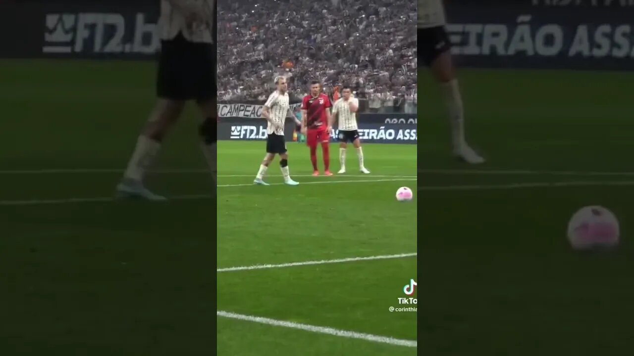 ELE É OUSADO! 😜 #shorts #corinthians #guedes
