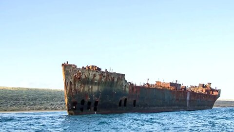 12 Most Amazing Abandoned Ships In The World-3