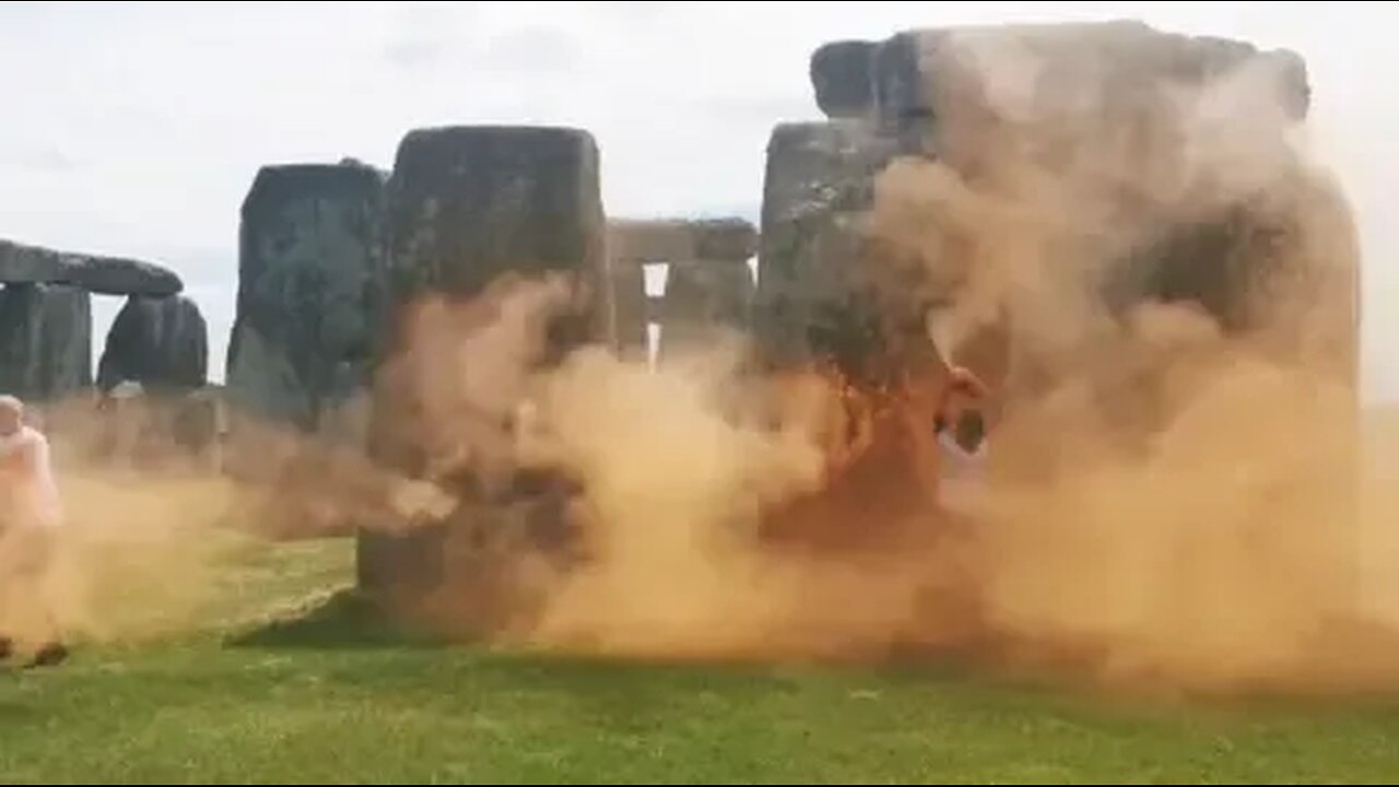 Just Stop Oil climate LARPers spray Stonehenge with orange paint