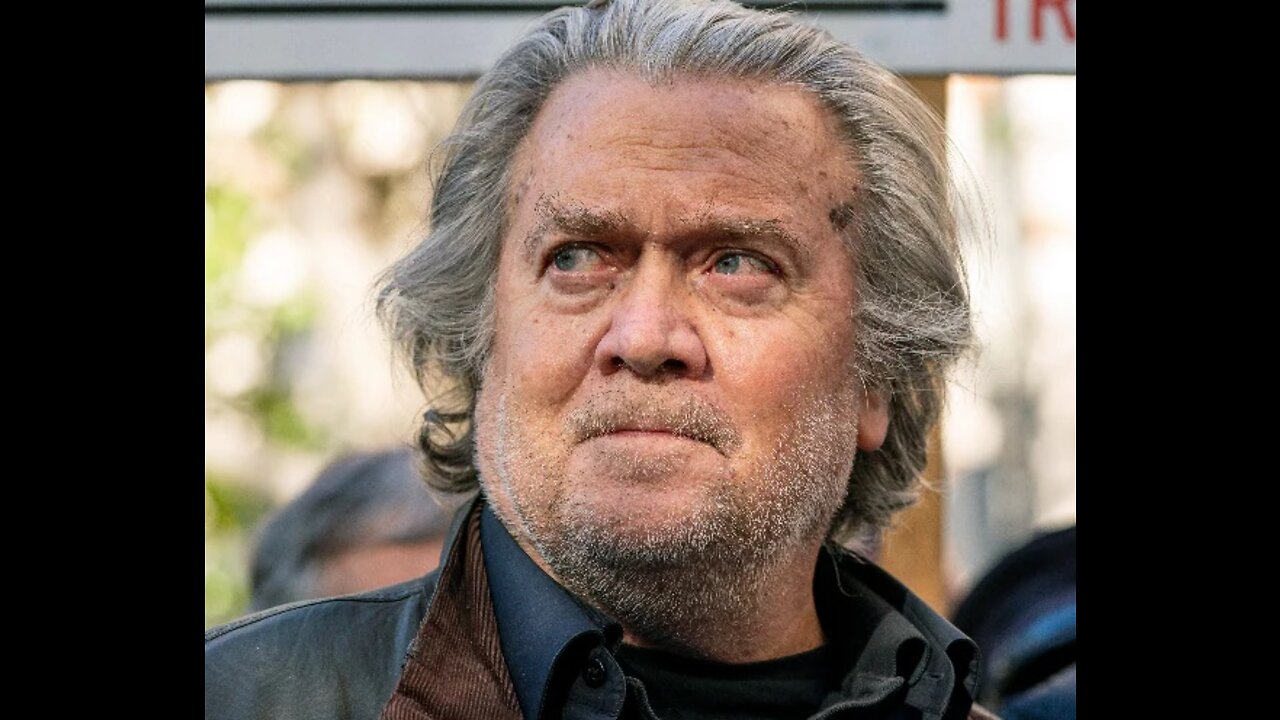Judge Won't Delay Trial for Trump Ex-adviser Steve Bannon