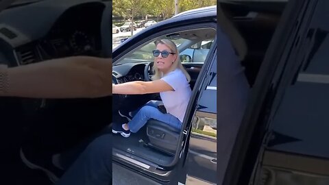 Bizarre site: Irvine, CA on the 405