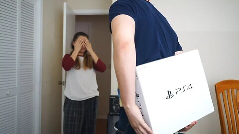 Surprising My Girlfriend With A PS4!!!