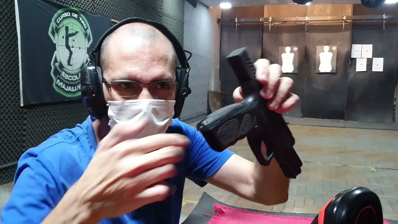 Taurus TS9 é canhoto. Não é para destros. uhuuuu !