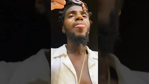 Cricket Escapes Being Eatin By Human!