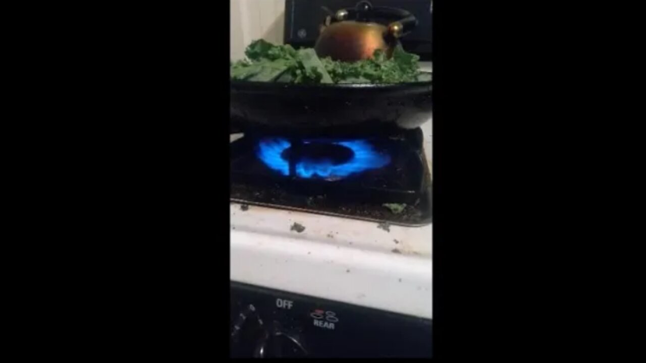 How to Cook Fried Kale Greens