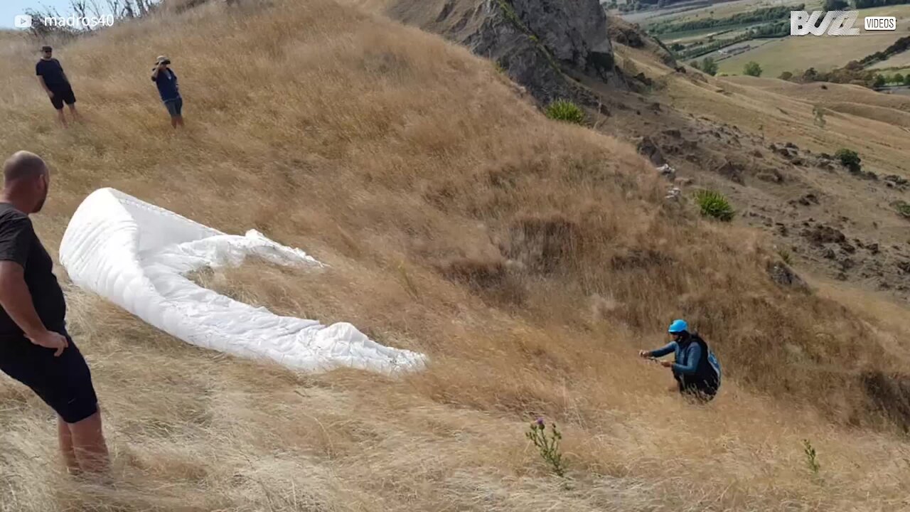 Paragliding expert shows how to take off in style