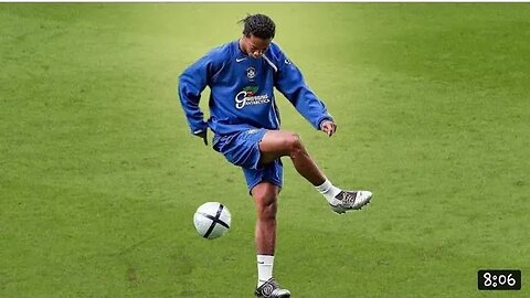 Ronaldinho magic freestyle skills in Training