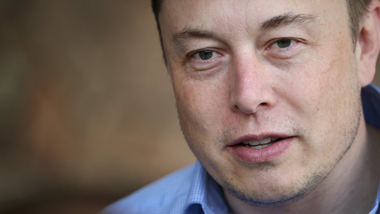 SEC Calls Elon Musk's Failure To Get Approval For Tweets 'Stunning'