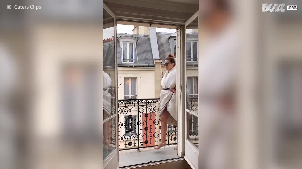Un défilé de mode spécial "confinement" plutôt original !