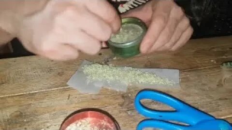 HOW TO ROLL AN F JOINT | Hightorials w/Joshy J | DIY Plate Doobie