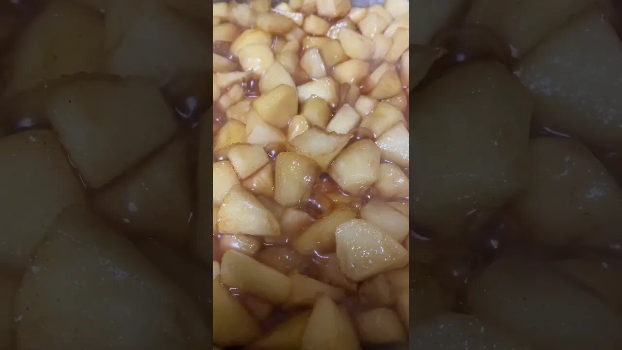 Apples, sugar, butter, lemon #cooking