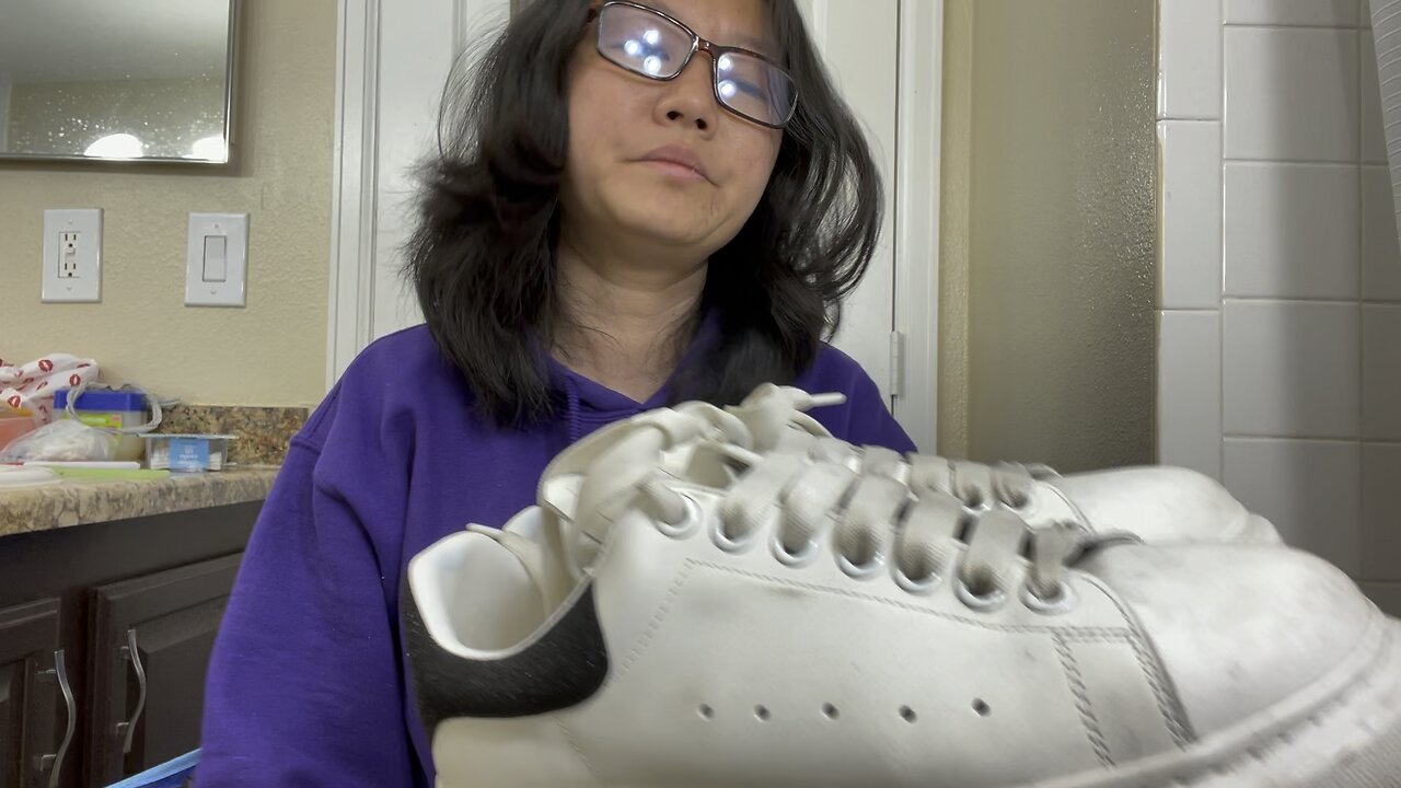 This is a pair FAKE Alexander McQueen shoes, I have worn it for 2 months