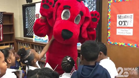 WMAR-2 News donates 1,000+ books to Callaway Elementary