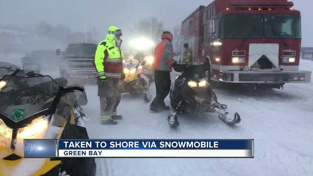 30 people rescued from shanties during white out