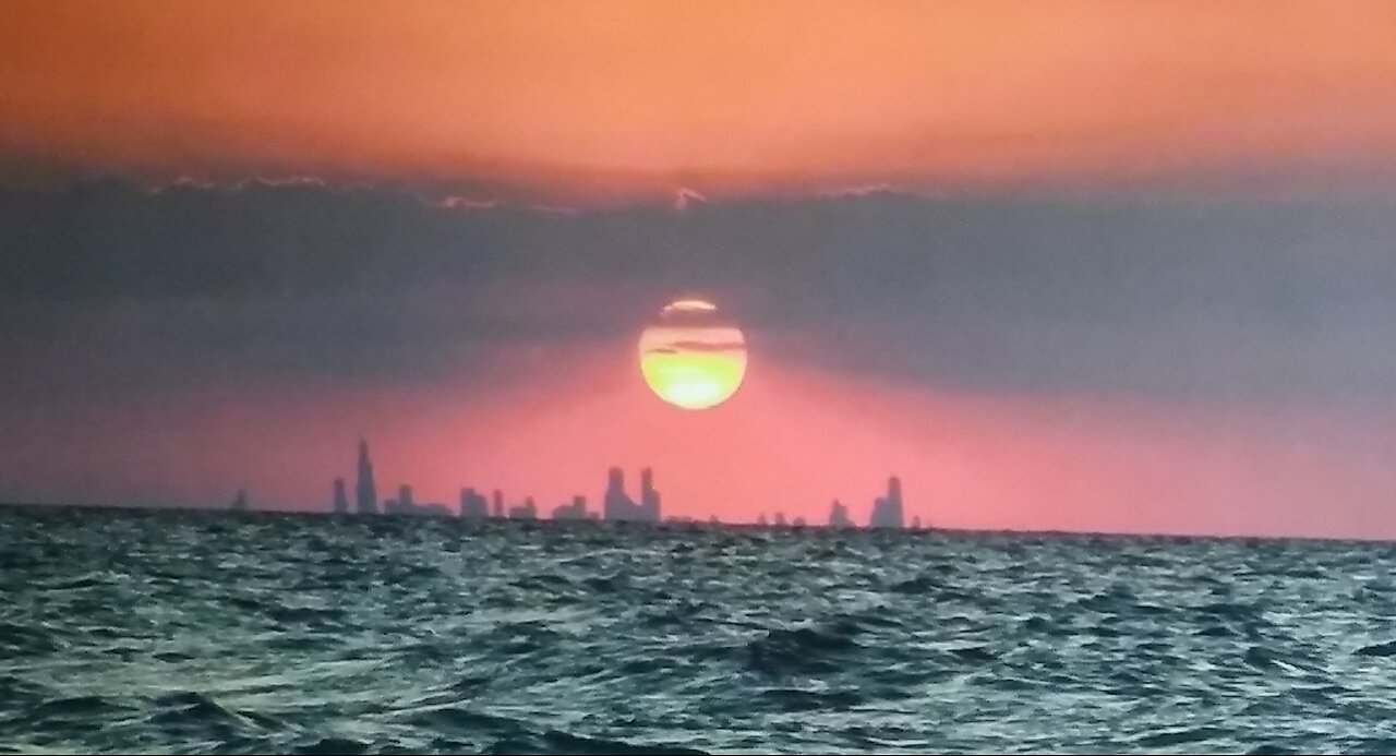 Chicago across Lake Michigan. Where is the curve?