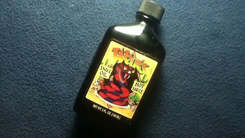 CURIOS for the CURIOUS [60] : Weir's SNAKE OIL HOT SAUCE glass bottle