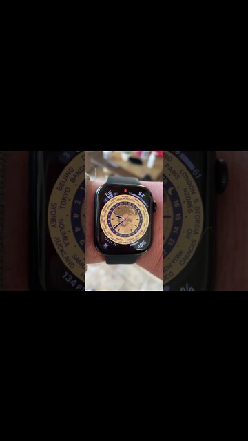 I thought i was going crazy at first, I know how to use a world clock #shorts #apple ￼