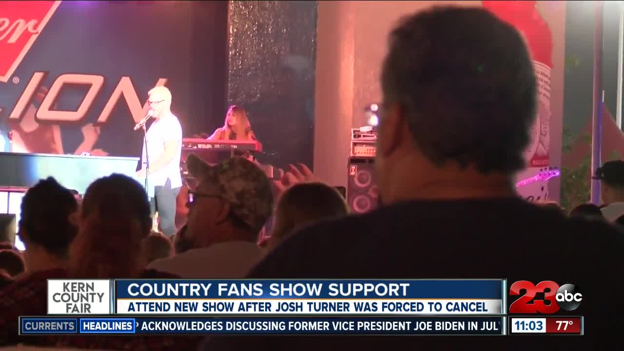 Hundreds turn out to see Phil Vassar after Josh Turner cancels performance