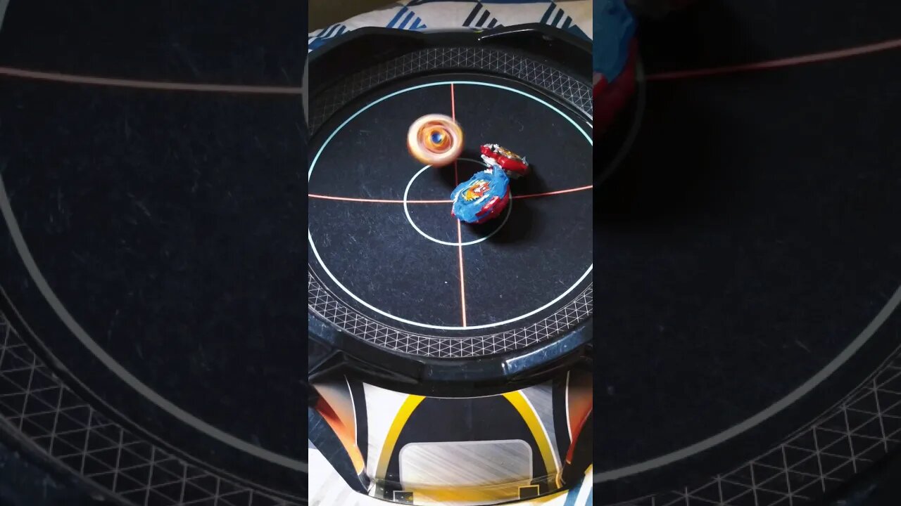isso foi épico #batalhadebeyblade #beybladeburst #beyblade