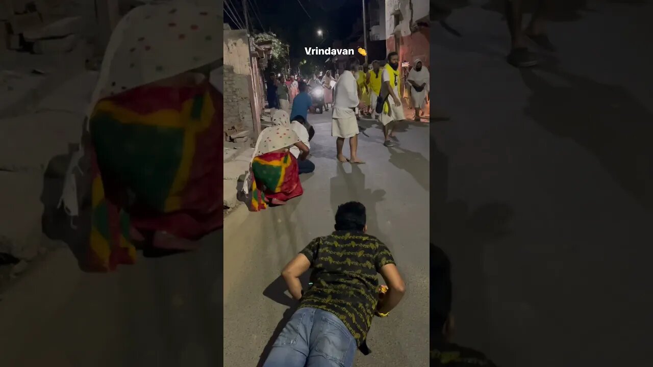 आज प्रातः २ बजे उठके हम सबके लाड़ले प्रेमानंदजी महाराज के दर्शन किए, 👏