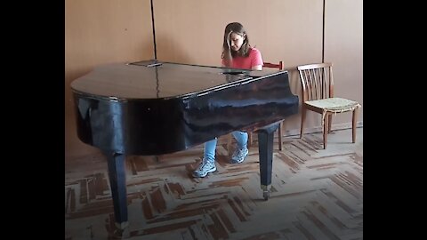 Georgia, Mary playing the piano