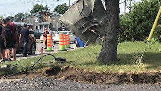 Une tornade, un décès et de nombreux dégâts au Québec