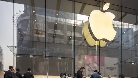 What's Really Causing Apple's Revenue Decline?