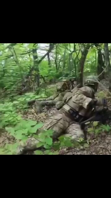 ★★★ Foreign Volunteers Engage Russian Armored Vehicle in Ukraine