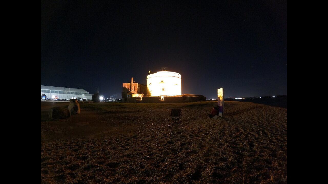 Making a brew. Night vlog by a castle