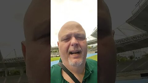 Exclusivo: Como está o gramado onde o Palmeiras vai jogar quarta-feira? Entramos...