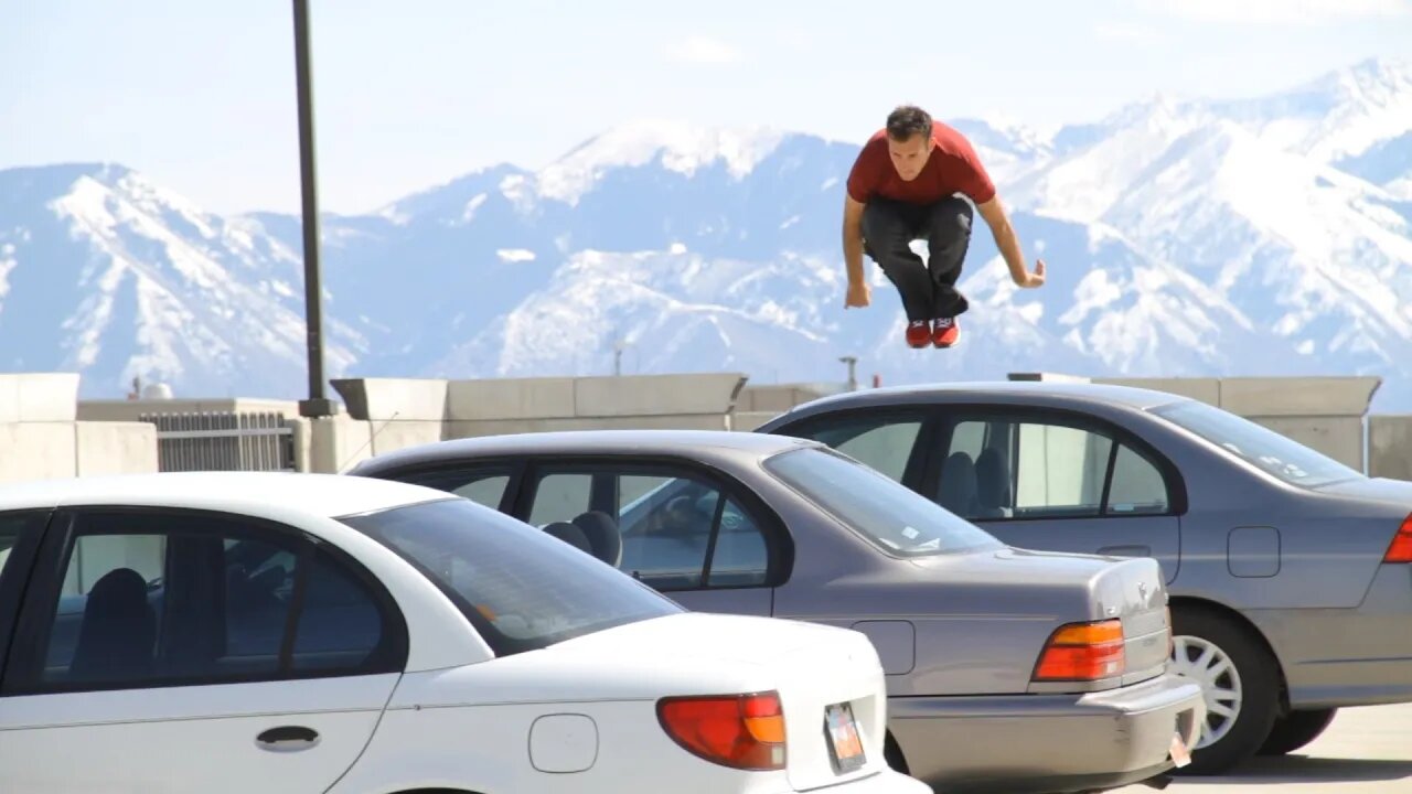 Car Parkour - Ronnie Shalvis (CARKOUR!)