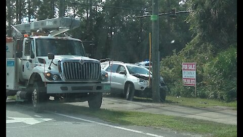 WRECK! Motorist Ran Head-on Into a Light Pole