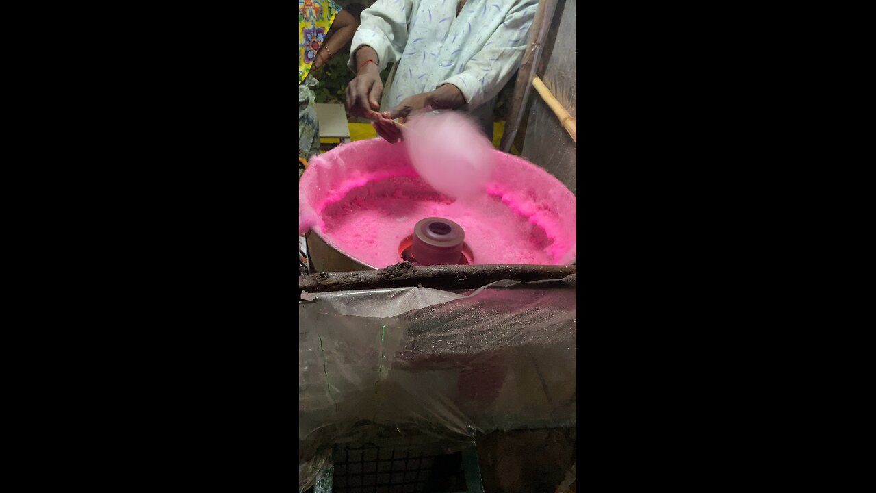 Cotton candy making