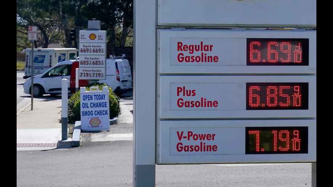 California May Give up to $800 to Each Car Owner for Gas