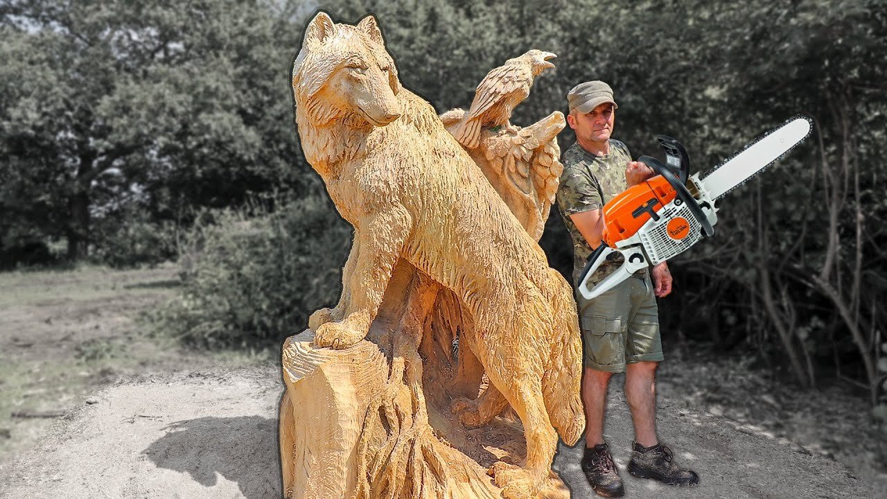 REAL SIZE WOODEN WOLF, Amazing Chainsaw Wood Carving | Vlad Carving.