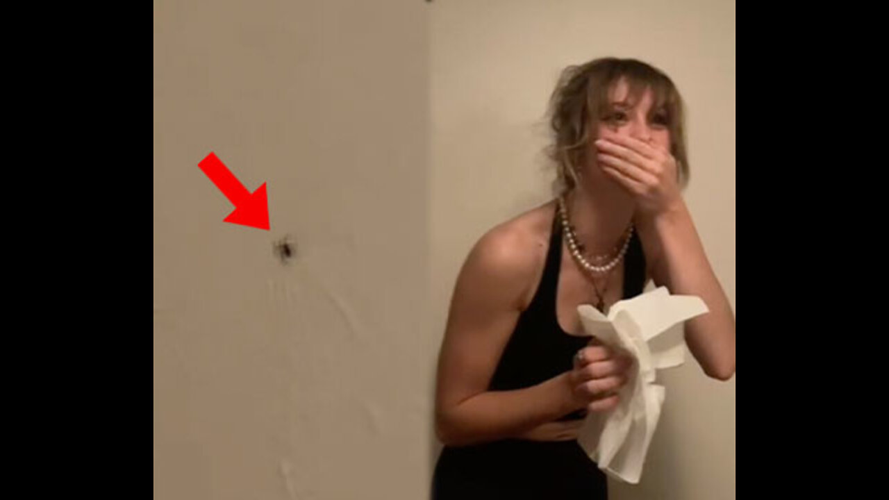 Spider Didn't Stand A Chance: This Chick Is On Another Level Of Strength With