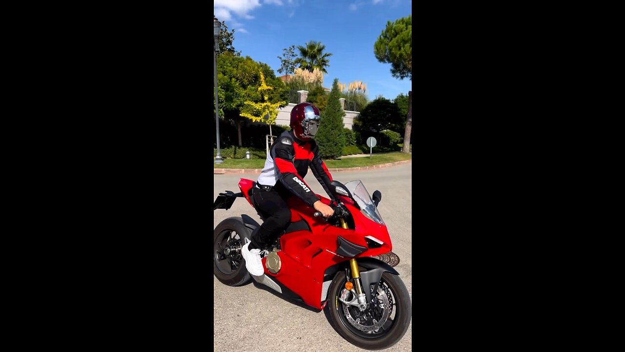 Attention bike lovers