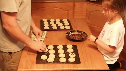 Peanut Butter Blossom Cookies