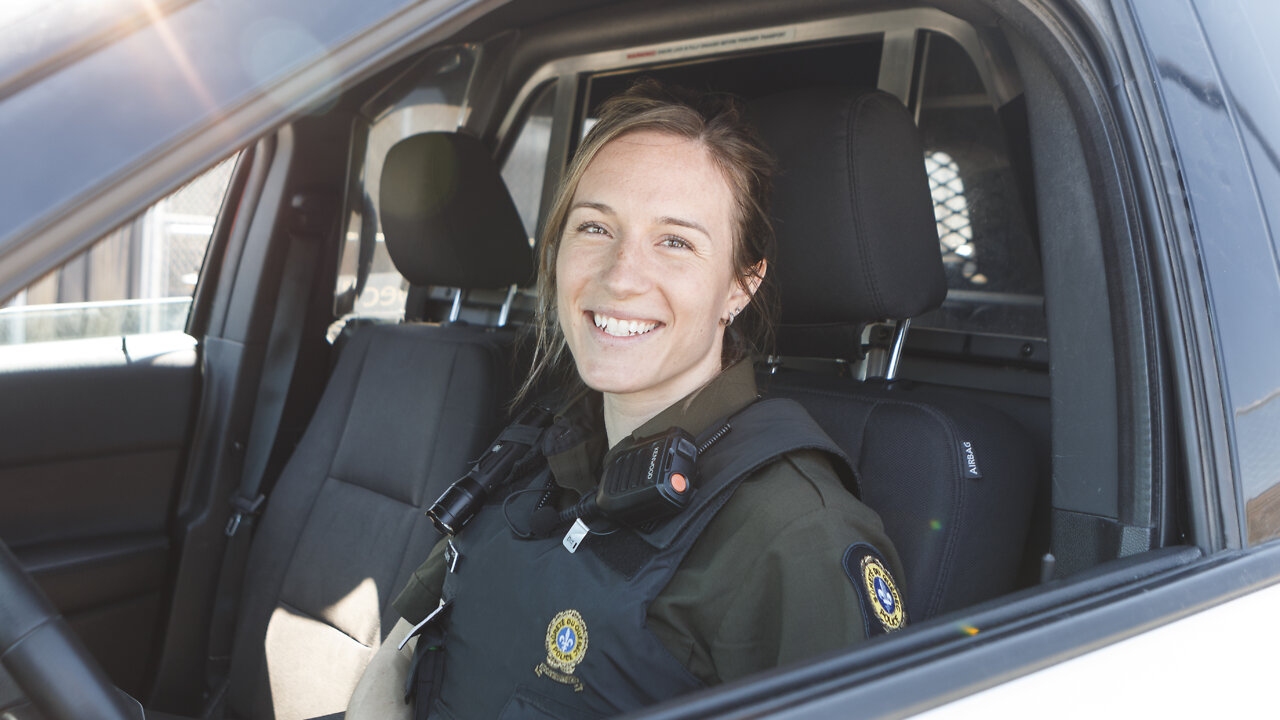 Police 4 - Cindy Lapierre