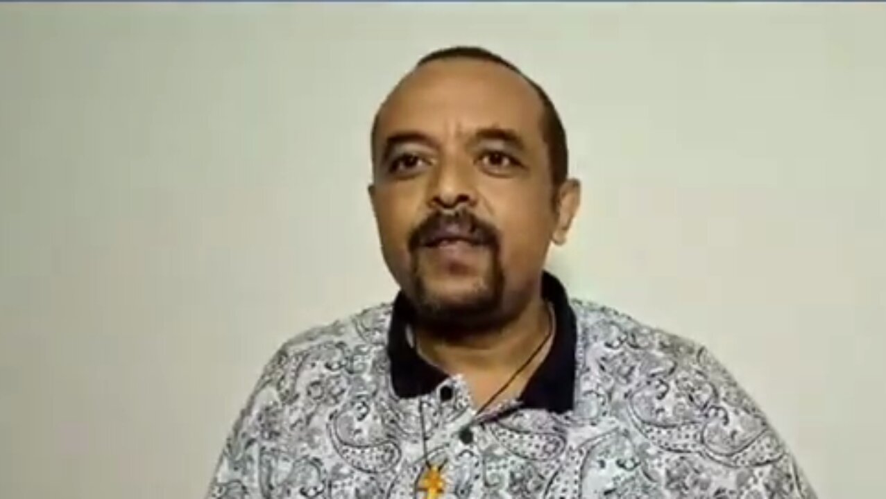 ሰባኪው አብይ አህመድ የጊዜ ጉዳይ ነው እንጂ ነገ የደብረጺዮንን እጅ ሲጨብጥ ታያላችሁ - መ/ር ዘመድኩን በቀለ