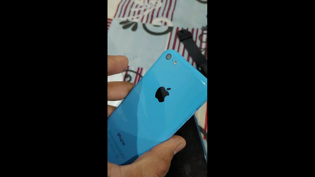 iPhone 5c most popular smartphone ❤️